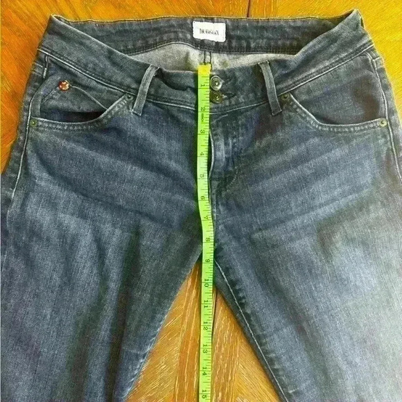 Hudson Women’s Beth Mid-Rise Bootcut Jean Size 29 - Picture 9 of 10